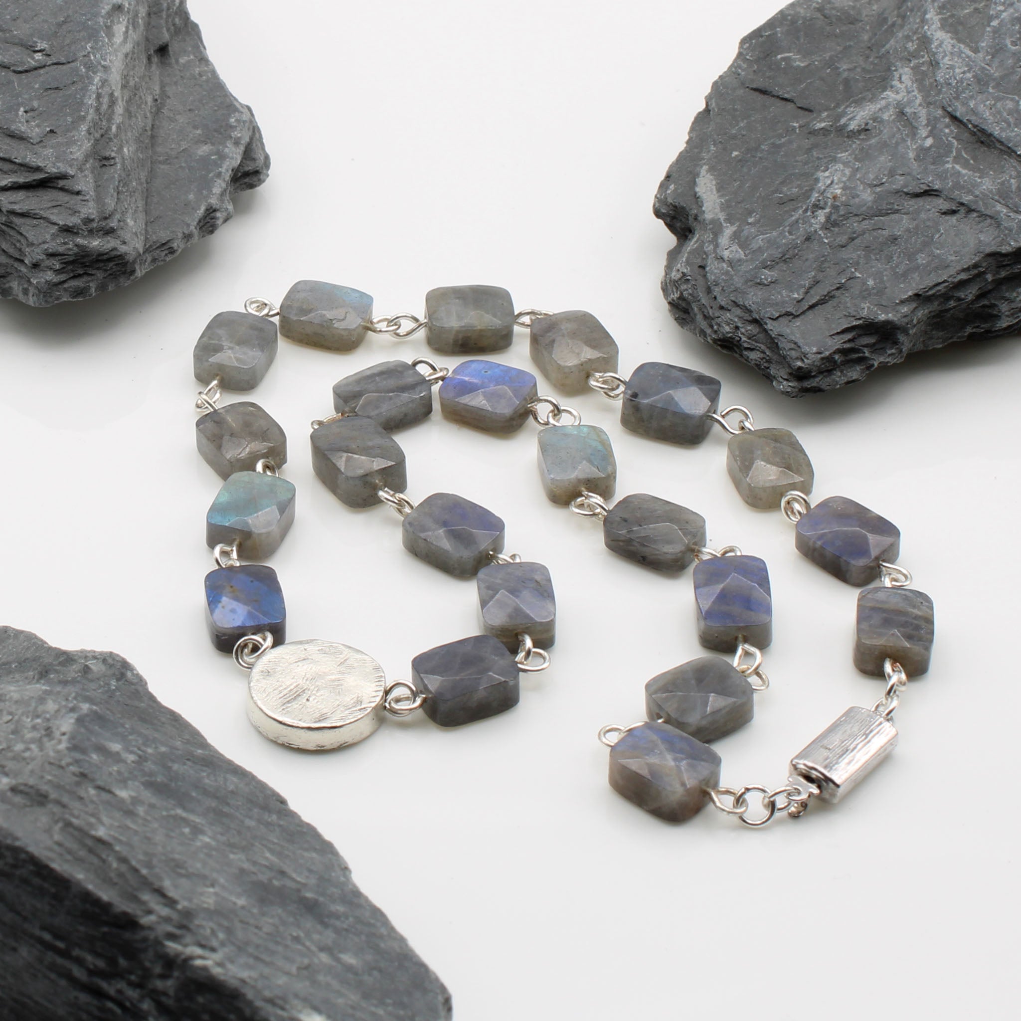 Labradorite Shine Necklace